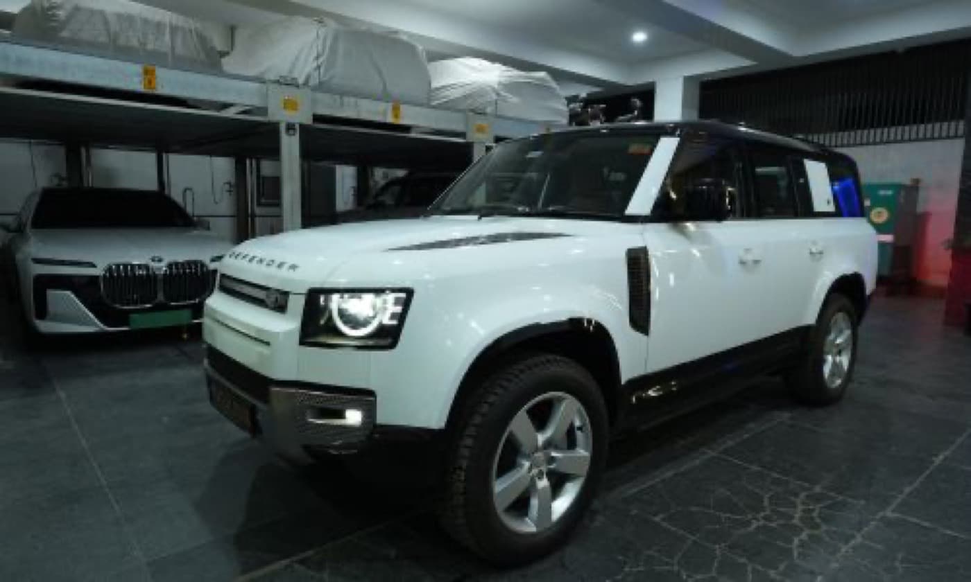 Land Rover Defender in the RTT garage